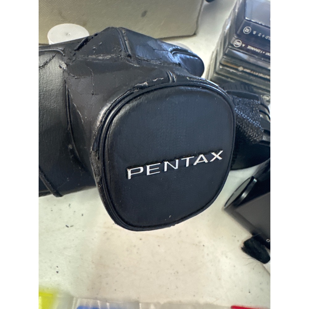 Pentax ME Super 35mm SLR Camera Bundle SMC 50mm Lens Vivitar Flash Filters Bag